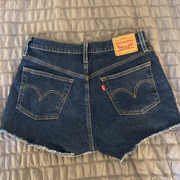 Levi's Women's 501 Original Shorts, Salsa Shaker (Waterless), sz 28 - Picture 2 of 6